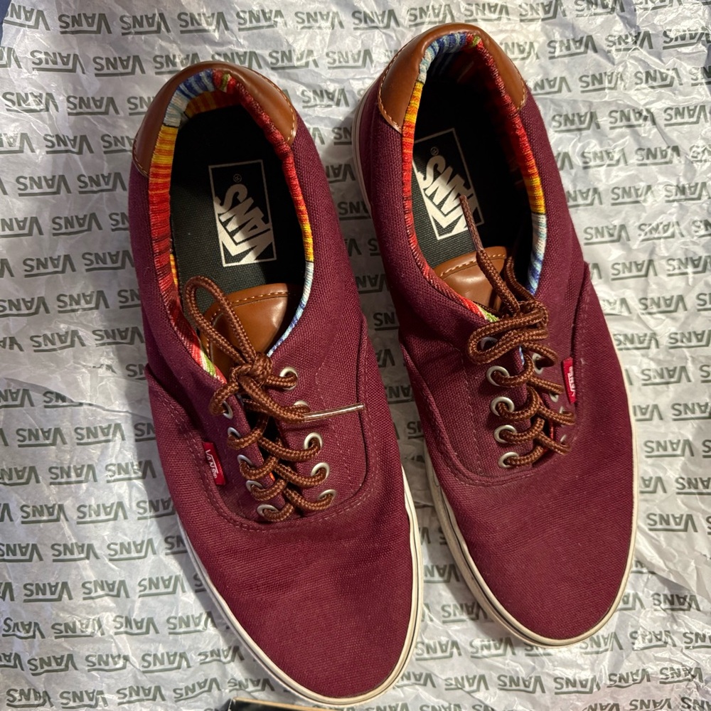 ♥️VANS♥️ Burgundy LowTop Sneakers